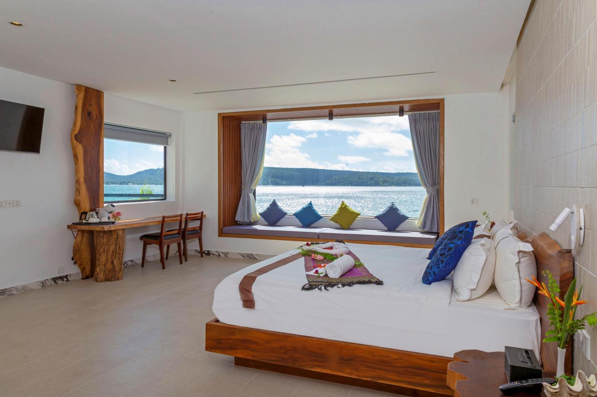 Pearl Beach Resort & Spa Koh Rong Sanloem Exterior foto
