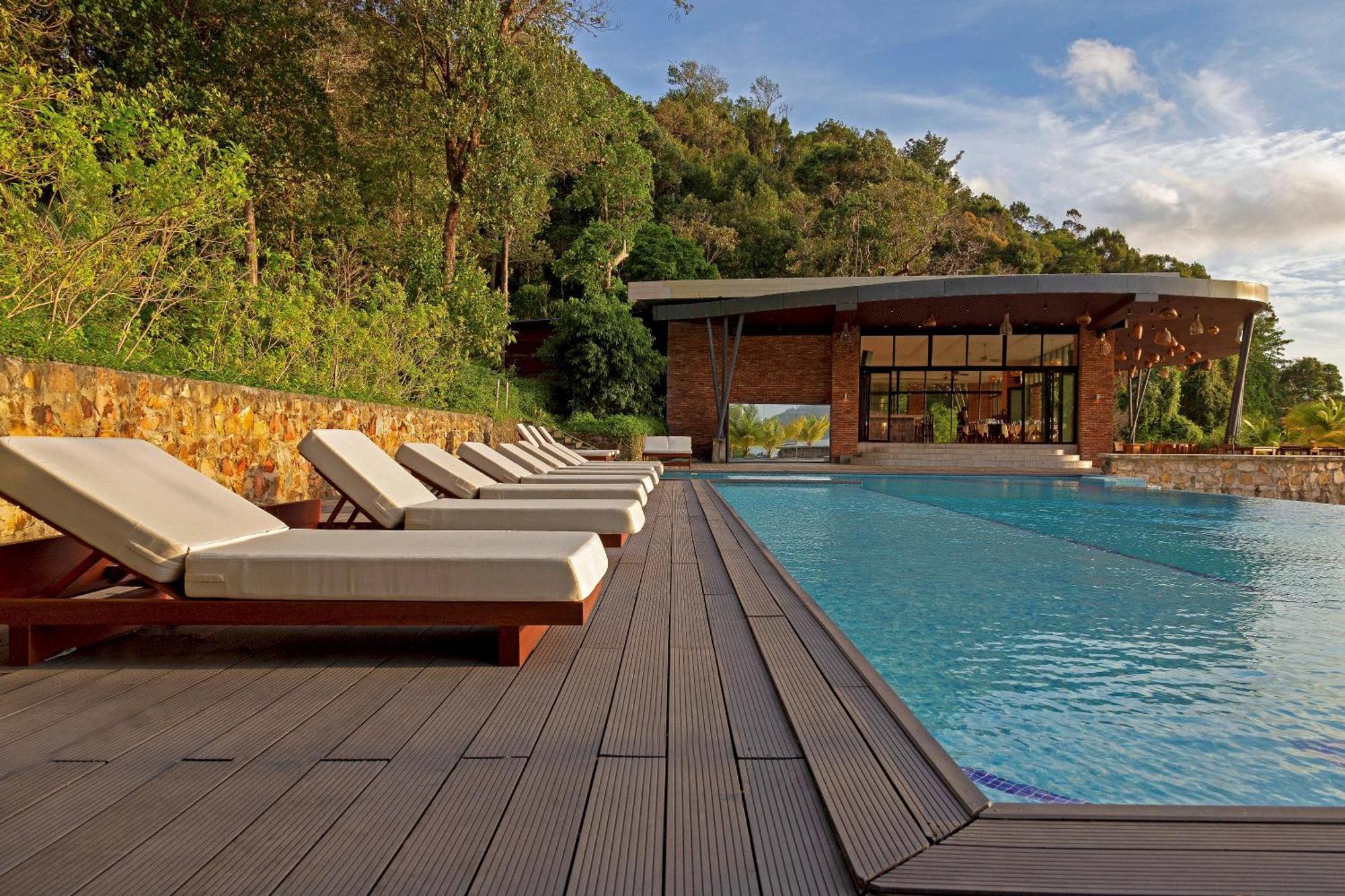 Pearl Beach Resort & Spa Koh Rong Sanloem Exterior foto